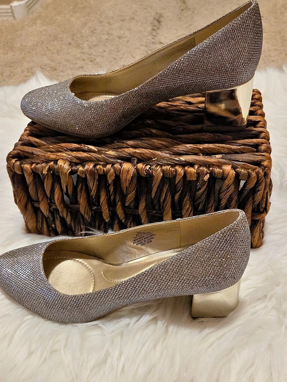 Bandolino Glitter Pointed-Toe Heels in Gray